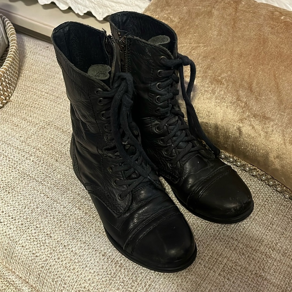 Steve Madden black leather lace up trooper boots